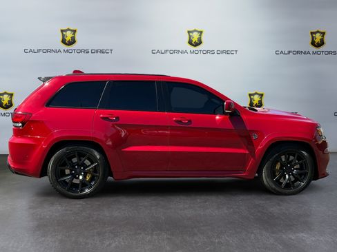 Used 2021 Jeep Grand Cherokee Trackhawk w/ Trailer Tow Group IV AWD/4WD image 4