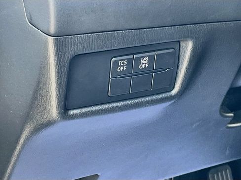 Used 2019 MAZDA CX-5 Touring FWD image 10