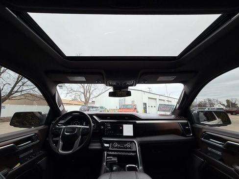 Used 2024 GMC Sierra 1500 Denali image 27