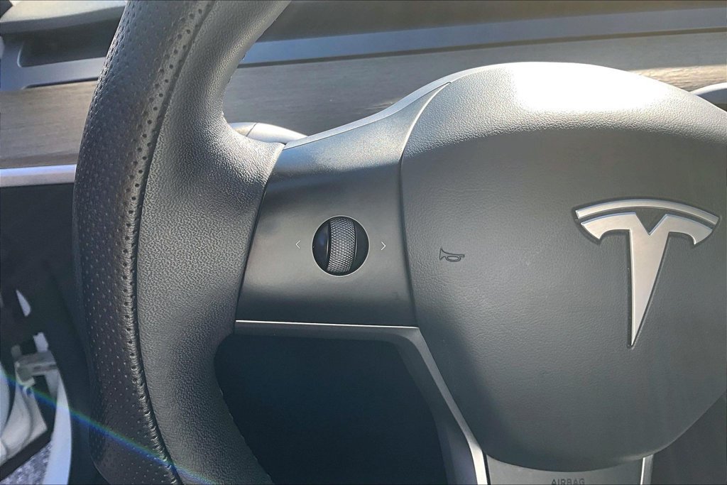 Used 2023 Tesla Model 3 Standard Range RWD image 24