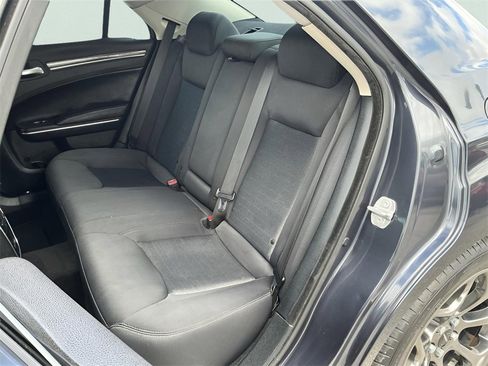 Used 2018 Chrysler 300 Touring w/ Sport Appearance Package image 22