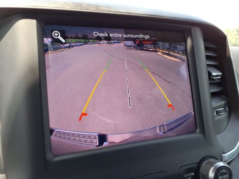 Used 2019 RAM 1500 Big Horn AWD/4WD image 15