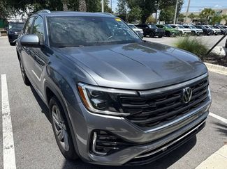 Certified 2024 Volkswagen Atlas Cross Sport SEL R-Line AWD/4WD video 1