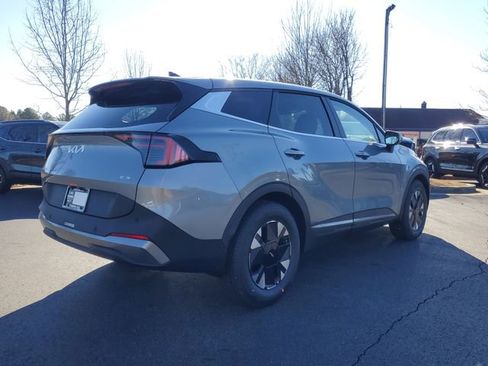 New 2026 Kia Sportage LX FWD image 4