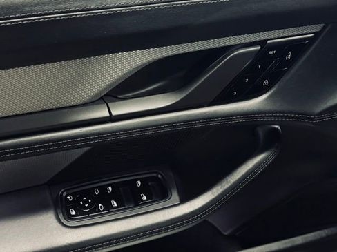 Used 2020 Porsche Taycan Turbo image 14