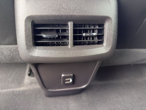 Used 2024 Chevrolet Equinox RS w/ LPO, Floor Liner Package AWD/4WD image 31