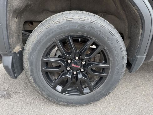 Used 2024 GMC Sierra 1500 Pro w/ Graphite Edition AWD/4WD image 13