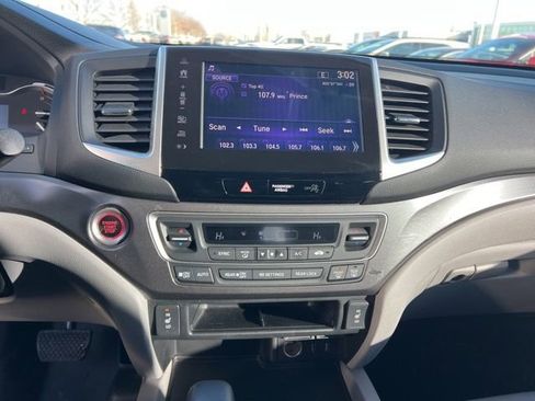 Used 2017 Honda Pilot EX-L image 18