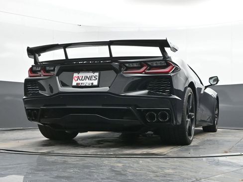 Used 2025 Chevrolet Corvette Stingray Coupe w/ Z51 Performance Package image 42