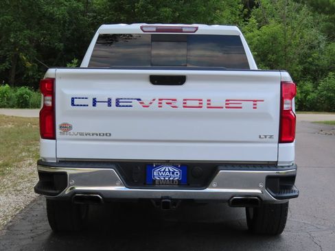 Used 2019 Chevrolet Silverado 1500 LTZ w/ LTZ Plus Package AWD/4WD image 15
