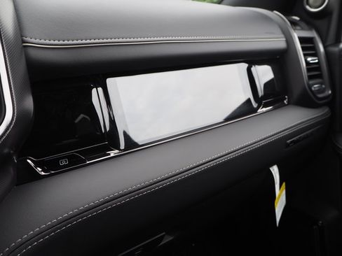 New 2025 RAM 2500 Limited image 35