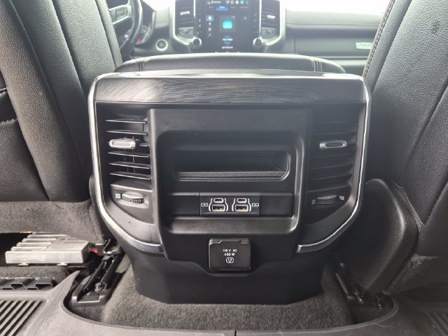 Used 2023 RAM 1500 Laramie AWD/4WD image 32