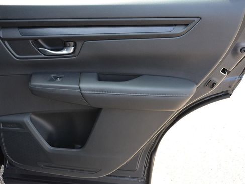 Used 2023 Honda CR-V LX image 18
