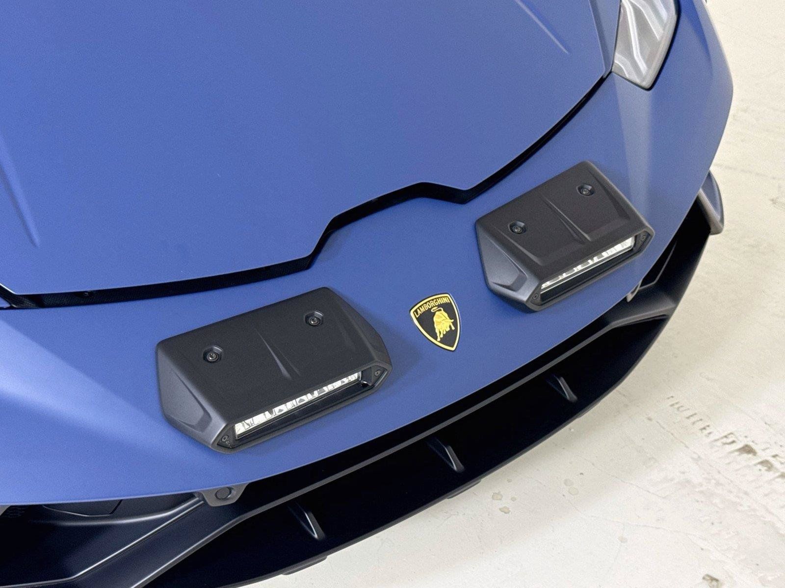 Used 2023 Lamborghini Huracan Sterrato AWD/4WD image 35