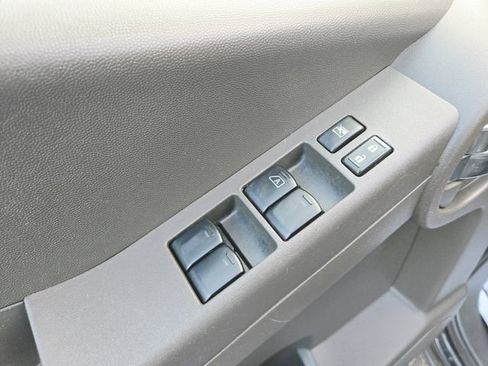 Used 2013 Nissan Xterra PRO-4X w/ Pro-4x Leather Pkg image 34