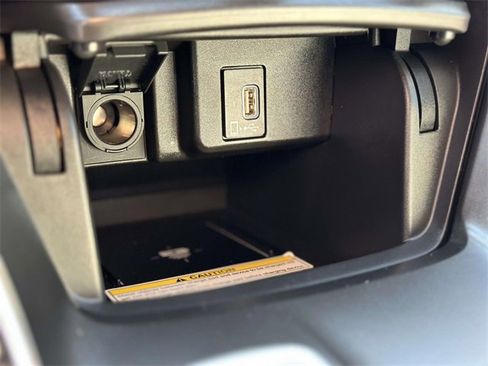 Used 2019 Honda Accord Touring image 19