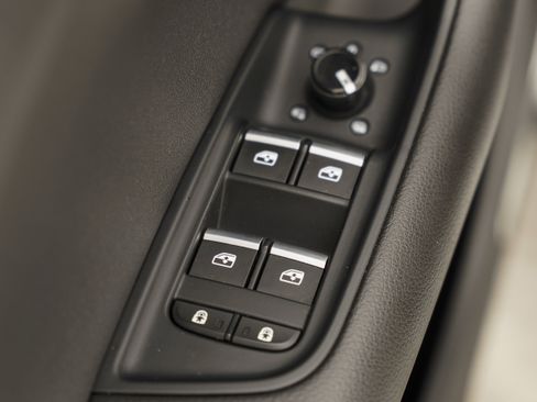 Certified 2022 Audi Q8 Premium Plus image 24