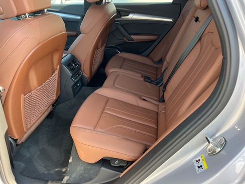 Certified 2025 Audi Q5 2.0T Premium w/ Convenience Plus Package image 21