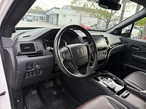 Used 2021 Honda Ridgeline Black Edition image 21