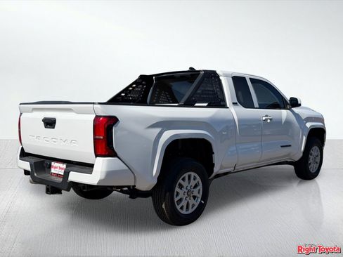 New 2026 Toyota Tacoma SR5 RWD image 8