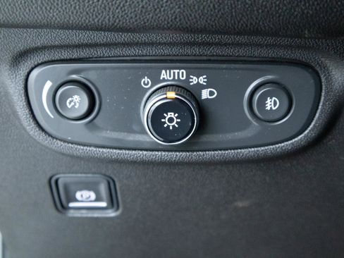 Certified 2023 GMC Terrain SLT AWD/4WD image 23
