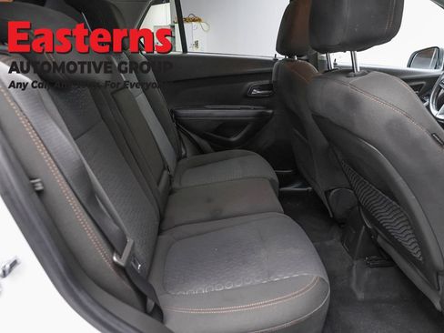 Used 2020 Chevrolet Trax LS w/ Tint and Cruise Package AWD/4WD image 23