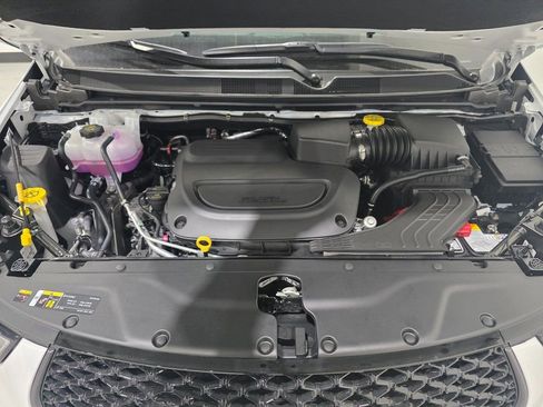 New 2026 Chrysler Pacifica Select image 10