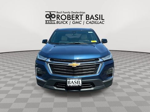 Used 2022 Chevrolet Traverse LS AWD/4WD image 3