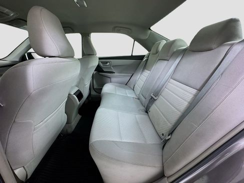 Used 2017 Toyota Camry LE image 18