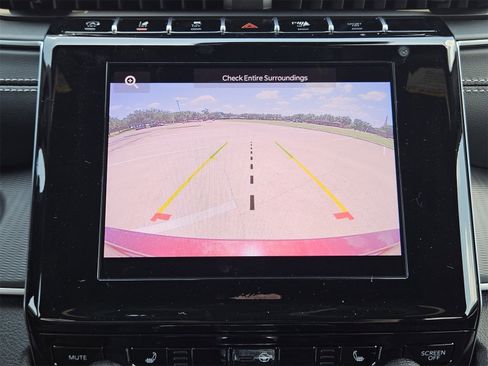 New 2025 Jeep Grand Cherokee L Altitude image 17