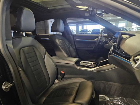 Certified 2023 BMW i4 eDrive35 RWD image 39