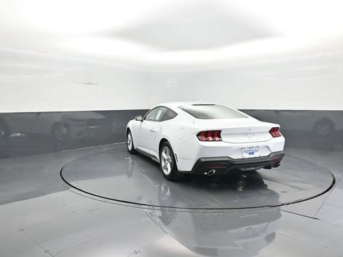 New 2026 Ford Mustang Coupe image 5
