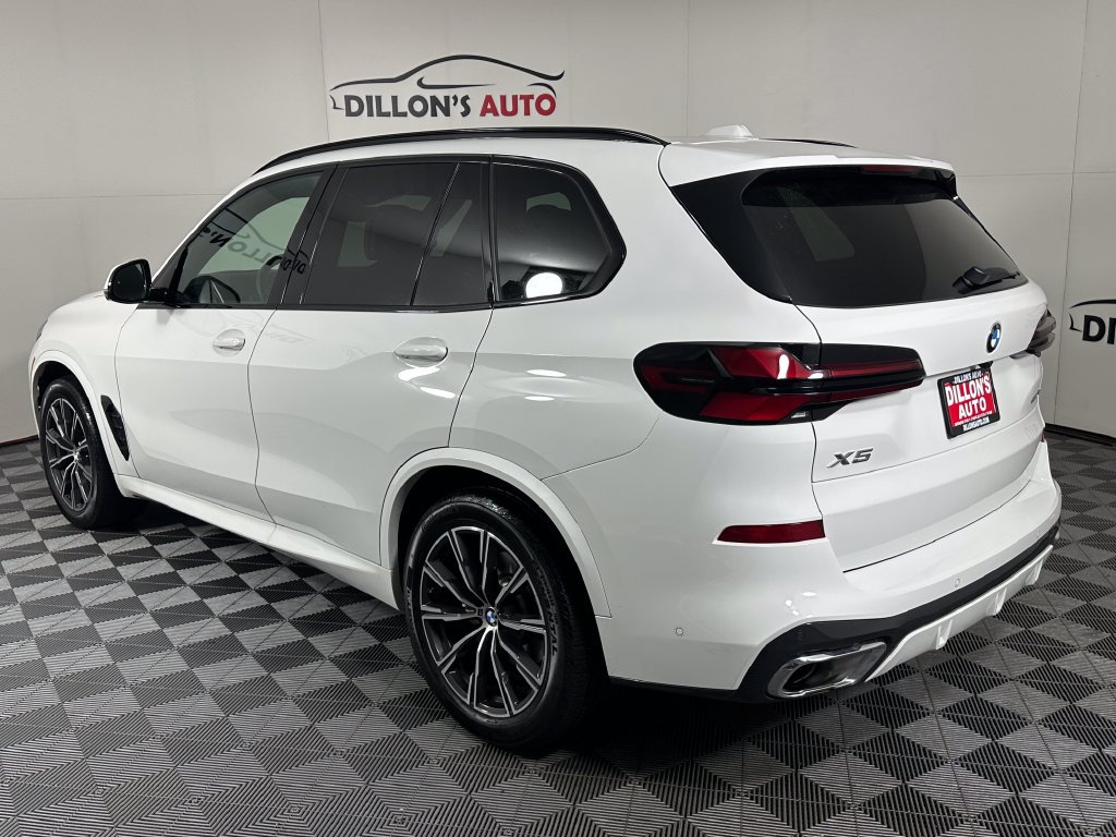 Used 2026 BMW X5 xDrive40i AWD/4WD image 4