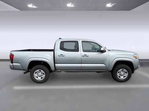Used 2023 Toyota Tacoma SR image 6