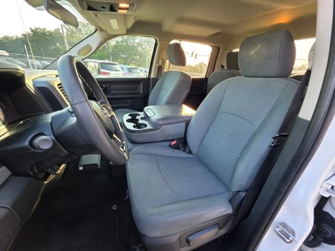 Used 2018 RAM 1500 Express w/ Express Value Package RWD image 10