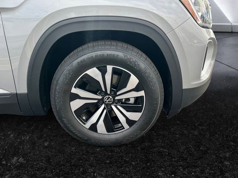 Used 2026 Volkswagen Atlas SE image 26