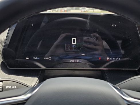 Used 2026 Chevrolet Equinox LT AWD/4WD image 31