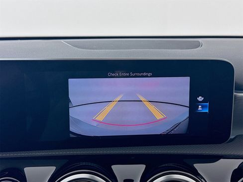 Used 2020 Mercedes-Benz A 220 A 220 image 14