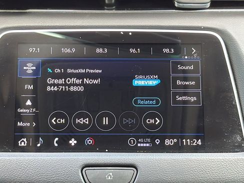 Used 2023 Cadillac XT4 Luxury w/ Cold Weather Package image 23