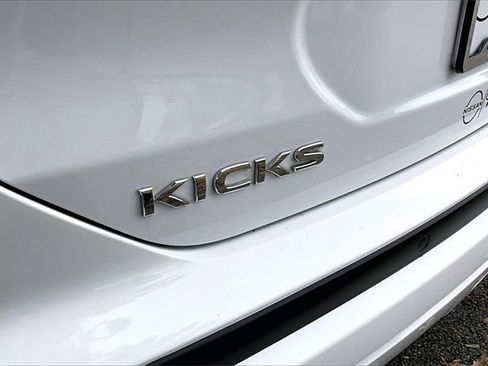 Certified 2024 Nissan Kicks S image 21