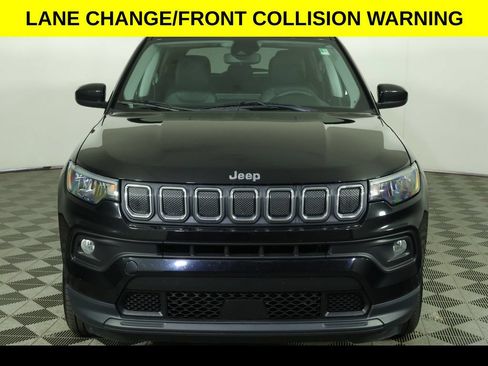 Used 2022 Jeep Compass Latitude AWD/4WD image 8