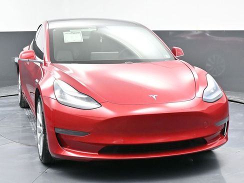 Used 2020 Tesla Model 3 Long Range image 3