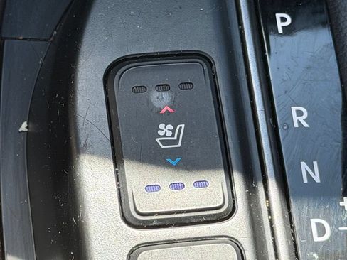 Used 2014 Hyundai Santa Fe Sport w/ Technology Package 04 AWD/4WD image 29