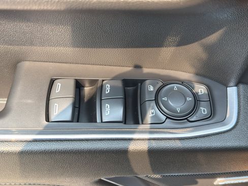 Used 2023 Chevrolet Silverado 1500 LTZ w/ Technology Package AWD/4WD image 12