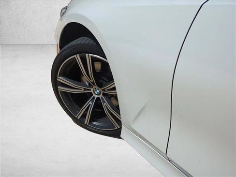 Used 2023 BMW 330i Sedan w/ Premium Package RWD image 10