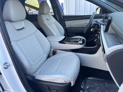 Used 2026 Hyundai Tucson Limited image 17