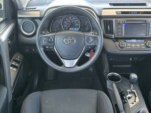 Used 2013 Toyota RAV4 XLE AWD/4WD image 16