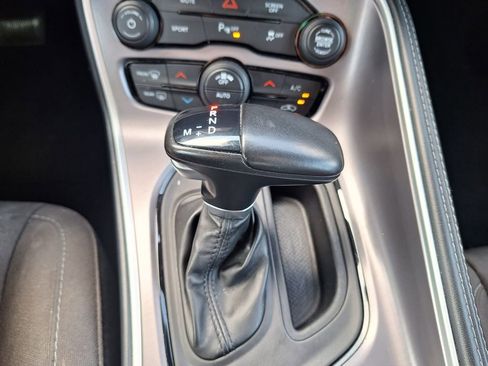 Used 2022 Dodge Challenger GT image 17