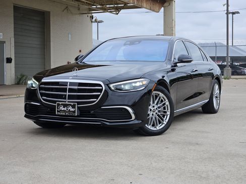 Used 2021 Mercedes-Benz S 580 4MATIC Sedan image 1