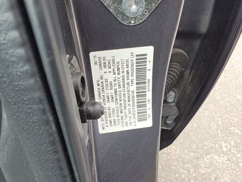 Used 2016 Honda Civic EX-T image 29